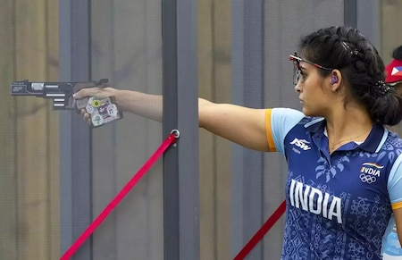 મનુ ભાકર આજે ભારત માટે જીતી શકે છે ગોલ્ડ મેડલ - manu bhaker in gold race in 10m air pistol 2024 olympics final today timing – News18 ગુજરાતી