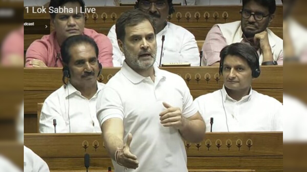 आप मुझसे मिलते हैं तो झुकते नहीं और पीएम मोदी से मिलते हैं तो क्यों झुकते हैं?  राहुल गांधी ने ओम बिरला पर लगाया आरोप