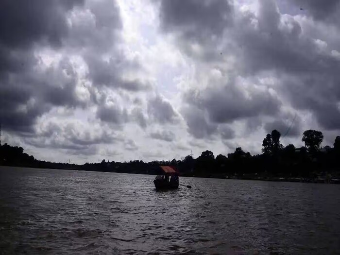 Meteorological experts, however, have also predicted clouds in the state. He also said that the temperature would rise so much that sometimes a fan will be turned on. There may be clouds in the state from January 14 to 18. Due to the moisture of the Arabian Sea and the moisture of the Bengal, the clouds are likely to relieve the cold.