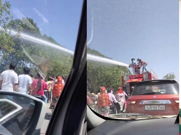 A fire brigade's car for a dust party