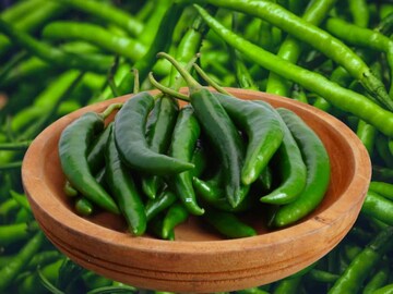 Green chilies are 'treasures of qualities'! The more beneficial the more it is, the more the illness! 