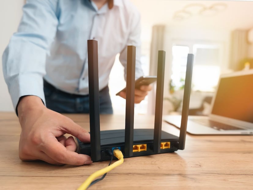 घर के कुछ हिस्सों में इंटरनेट की स्पीड कम क्यों हो जाती है?