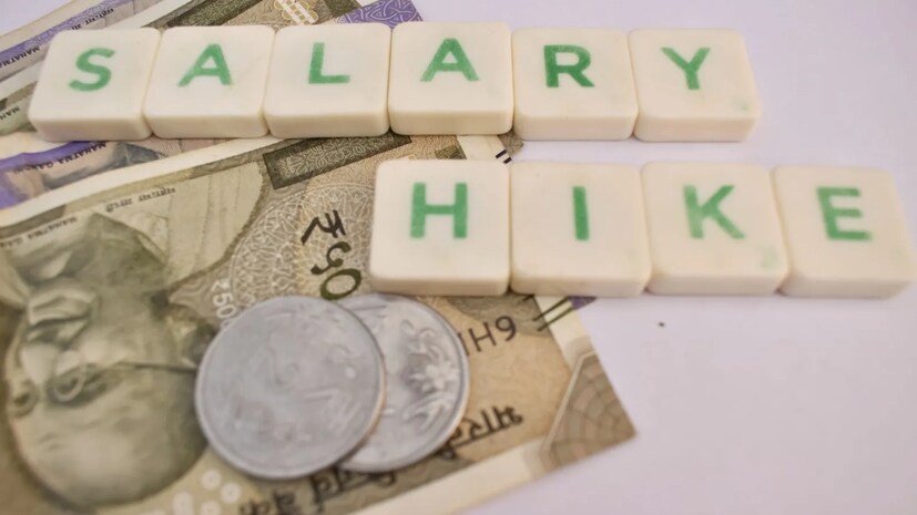  જાણો સંપૂર્ણ માહિતી :- સરકારના જણાવ્યા અનુસાર, 8મું પગાર પંચ કેન્દ્ર સરકારના કર્મચારીઓ અને પેન્શનર્સના પગાર ધોરણ, ભથ્થાં, પેન્શન માળખું અને સેવા શરતોની સમીક્ષા કરશે. નાણા રાજ્ય મંત્રી પંકજ ચૌધરીએ જણાવ્યું હતું કે, કમિશનને તેનો અહેવાલ રજૂ કરવા માટે 18 મહિનાનો સમય આપવામાં આવ્યો છે.