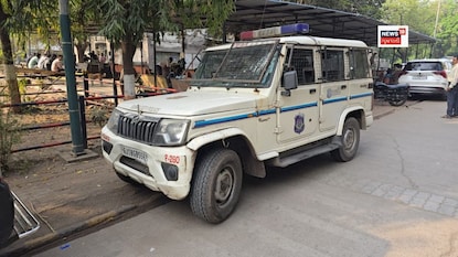 વેસુનો પોલીસે વધુ તપાસ હાથ ધરી છે.