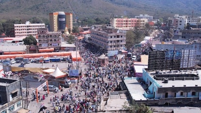 ભવનાથના મેળામાં ભક્તોની સુરક્ષા અને સુવિધાને લઈ પોલીસનો ચુસ્ત બંદોબસ્ત 