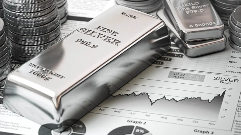gold silver price crash white metal fall rs 10500 yellow drops by 3000 in single day expert predict future price