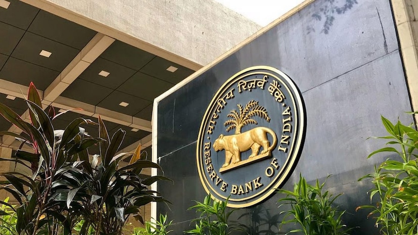 RBI cancels 150 nbfc registration check list for your loan and fd impact