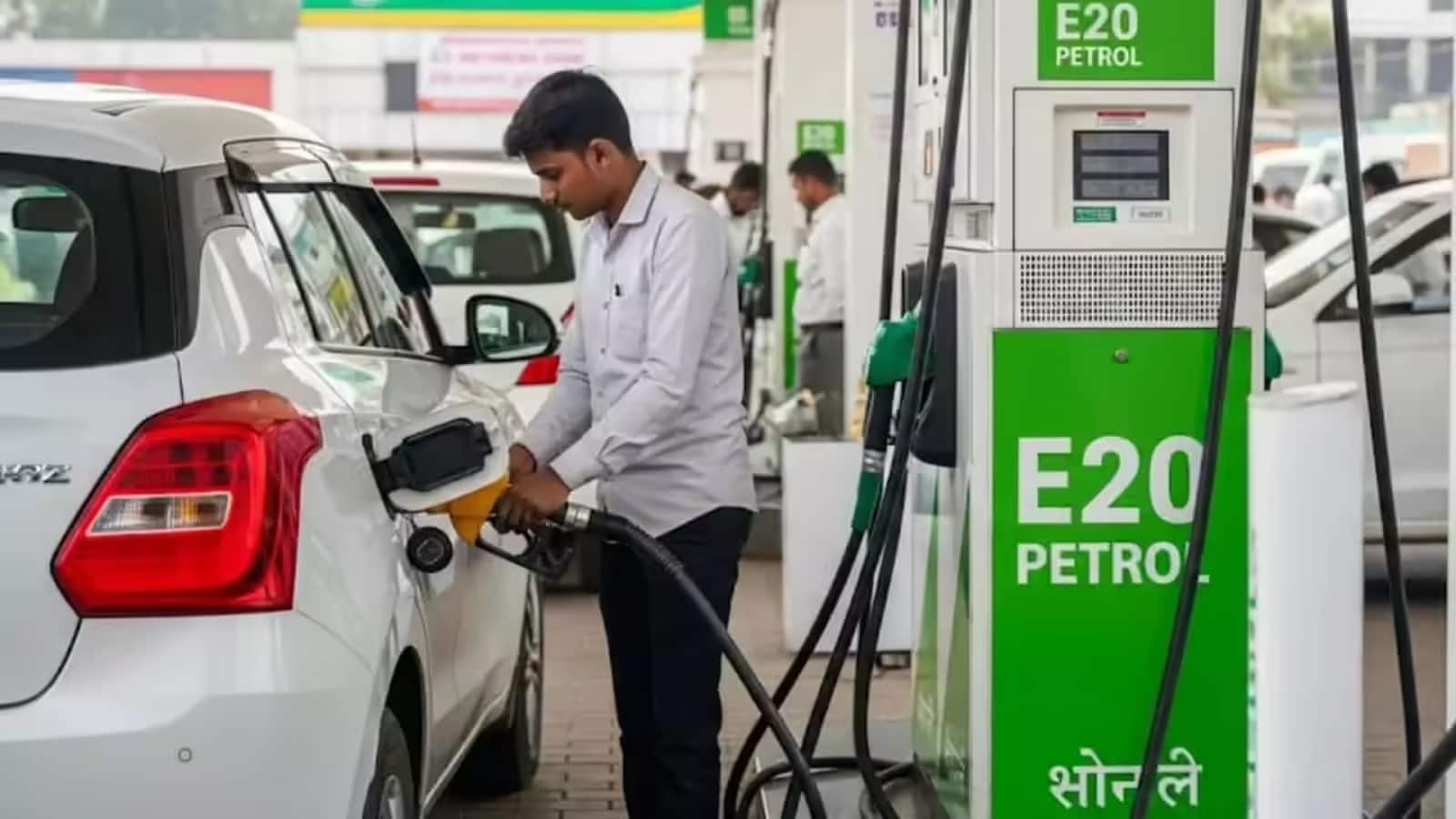 E20 પેટ્રોલથી કઈ ગાડીઓ પર થશે અસર? ખુદ નીતિન ગડકરીએ આપ્યો જવાબ, બદલવા પડી શકે છે કેટલાક પાર્ટસ | - News18 Gujarati