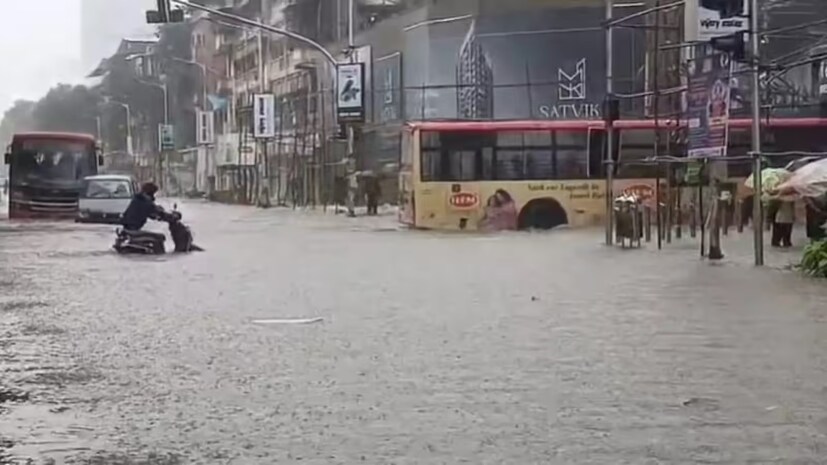 Mumbai Torrential Rain 4 Storey Building Collapses Killing 6 Schools Colleges Closed