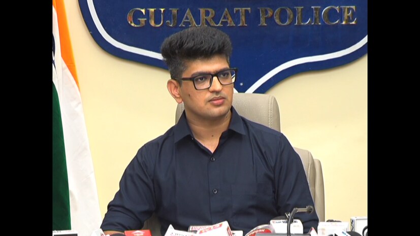 terrifying plan expolsed of 6 accused caught with 18 guns and 30 live cartridges in Rajkot before ashadhi bij Rath Yatra