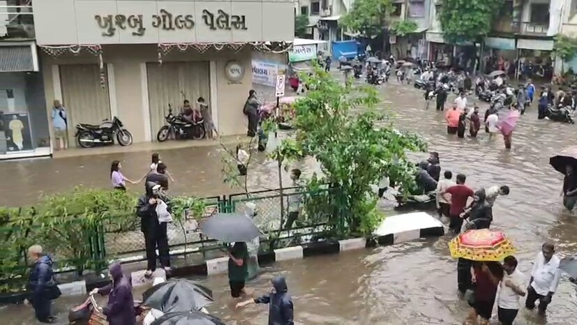 Surat rain update