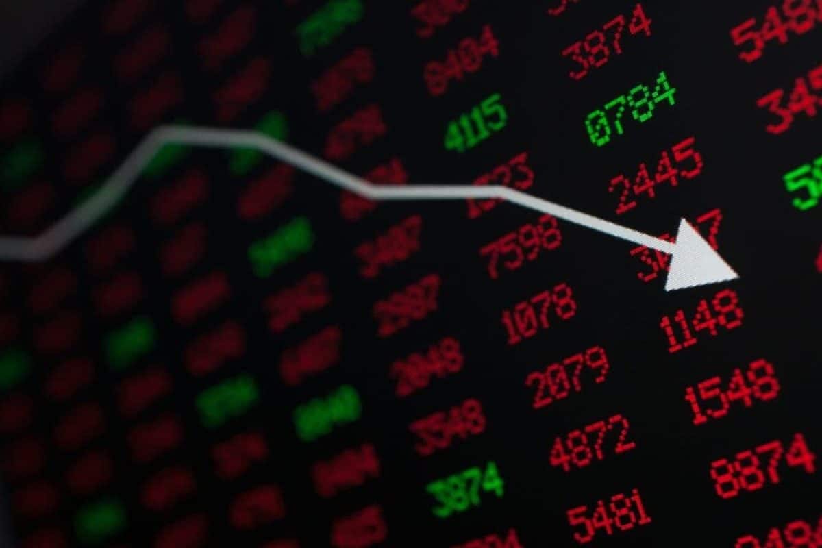 Market Prediction: 555 પોઈન્ટ તૂટ્યો સેન્સેક્સ, નિફ્ટી 23,700ની નીચે નિફ્ટી; આવતીકાલે કેવી રહી શકે ચાલ?