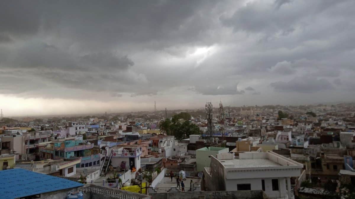 23 રાજ્યોમાં હવામાન પલટાશે, ગુજરાતમાં સૂકું વાતાવરણ