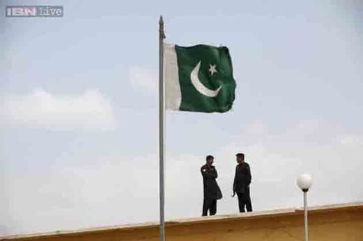 پاکستان کی سرجیکل حملے کی تردید کی کوشش ، مشاہدہ کیلئے غیر ملکی نامہ نگاروں کو ایل او سی پر پہنچایا پاکستان کی سرجیکل حملے کی تردید کی کوشش ، مشاہدہ کیلئے غیر ملکی نامہ نگاروں کو ایل او سی پر پہنچایا