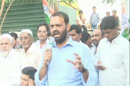 قحط سالی کے شکار کسانوں کو لے کر فرنویس حکومت کو گھیرنے کی کانگریس کی تیاری قحط سالی کے شکار کسانوں کو لے کر فرنویس حکومت کو گھیرنے کی کانگریس کی تیاری