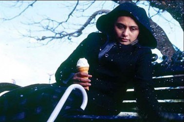 سال 2005 میں آئی فلم ’بلیک‘‘ رانی کے کیریئر کی سب سے زیادہ اہم فلموں میں شمار کی جاتی هے۔سنجے لیلابھنسالی کی ہدایت میں بنی اس فلم میں رانی کو صدی کے سپر اسٹار امیتابھ بچن کے ساتھ کام کرنے کا موقع ملا۔راني نے اپنی بہترین اداکاری سے نہ صرف ناظرین بلکہ مبصرین کا بھی دل جیت لیا۔ سال 2005 میں آئی فلم ’بلیک‘‘ رانی کے کیریئر کی سب سے زیادہ اہم فلموں میں شمار کی جاتی هے۔سنجے لیلابھنسالی کی ہدایت میں بنی اس فلم میں رانی کو صدی کے سپر اسٹار امیتابھ بچن کے ساتھ کام کرنے کا موقع ملا۔راني نے اپنی بہترین اداکاری سے نہ صرف ناظرین بلکہ مبصرین کا بھی دل جیت لیا۔