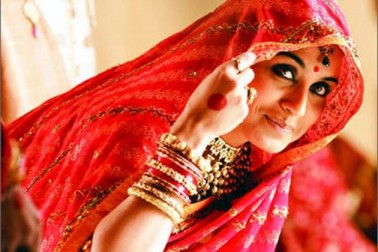 بالی ووڈ میں رانی مکھرجی کا نام ایک ایسی اداکارہ کے طور پر لیاجاتا ہے جنہوں نے نہ صرف رومانی اداکاری سے بلکہ اپنی سنجیدہ اداکاری سے بھی سامعین کو اپنا دیوانہ بنایا۔ بالی ووڈ میں رانی مکھرجی کا نام ایک ایسی اداکارہ کے طور پر لیاجاتا ہے جنہوں نے نہ صرف رومانی اداکاری سے بلکہ اپنی سنجیدہ اداکاری سے بھی سامعین کو اپنا دیوانہ بنایا۔