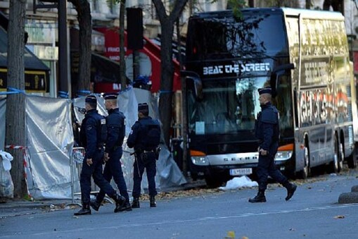 بروسلز۔ بیلجیم کی پولس نے پیرس اور برسلز میں اسلامک اسٹیٹ (داعش) کےدہشت گردانہ حملوں کے سلسلے میں آج تین مشتبہ افراد کو حراست میں لے لیا۔ 