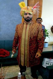تاہم ایسے قیاس ضرور لگائے جا رہے ہیں کہ حیدرآباد کے خلاف میچ راجکوٹ میں منعقد ہوگا اس لئے شاید جڈیجہ یہاں کھیلنے کے لئے اتر سکیں گے۔ تاہم ایسے قیاس ضرور لگائے جا رہے ہیں کہ حیدرآباد کے خلاف میچ راجکوٹ میں منعقد ہوگا اس لئے شاید جڈیجہ یہاں کھیلنے کے لئے اتر سکیں گے۔