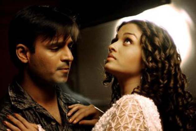  <br />جیسے تیسے سلمان سے دور ہو پائیں تو ان کی زندگی میں انٹری<br />ہوئی وویک اوبرائے کی۔