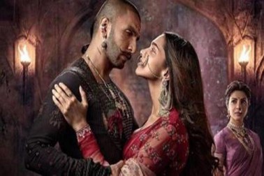 بالی ووڈ لفظ پورے ہندوستانی سنیما کے لئے بھی نہیں ہے۔ یہ تو صرف ممبیا سنیما کے لئے استعمال کیا جانے والا لفظ ہے۔ بالی ووڈ لفظ پورے ہندوستانی سنیما کے لئے بھی نہیں ہے۔ یہ تو صرف ممبیا سنیما کے لئے استعمال کیا جانے والا لفظ ہے۔