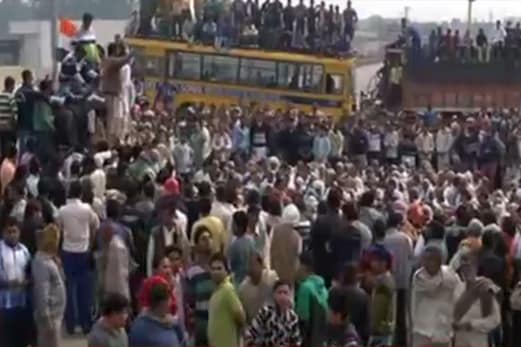 پھر آندولن کے موڈ میں جاٹ ، راستہ روکیں گے جیل بھریں گے، مگر حکومت سے بات نہیں کریں گے پھر آندولن کے موڈ میں جاٹ ، راستہ روکیں گے جیل بھریں گے، مگر حکومت سے بات نہیں کریں گے