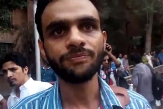 عمر خالد نے کہا : کشمیر کی بات اگر ہم آج نہیں کریں گے تو کب کریں گے عمر خالد نے کہا : کشمیر کی بات اگر ہم آج نہیں کریں گے تو کب کریں گے
