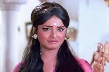 بالی ووڈ میں ریکھا کو 1970 میں فلم 'ساون بھادوں' میں پہلا موقع ملا، یہ فلم سپرہٹ ثابت ہوئی۔ (فلم اسٹل)۔ بالی ووڈ میں ریکھا کو 1970 میں فلم 'ساون بھادوں' میں پہلا موقع ملا، یہ فلم سپرہٹ ثابت ہوئی۔ (فلم اسٹل)۔
