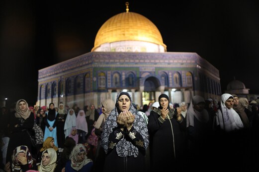امریکہ نے فلسطینیوں کی امداد میں مزید کٹوتی کردی امریکہ نے فلسطینیوں کی امداد میں مزید کٹوتی کردی