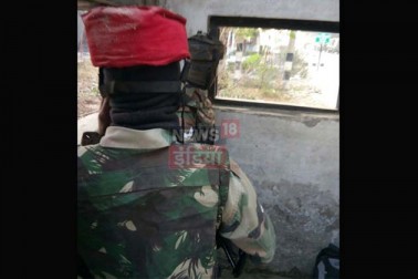 انہوں نے بتایا کہ بی ایس ایف فوجیوں نے جوابی فائرنگ کی جس کے بعد طرفین کے مابین جھڑپ چھڑ گئی جس میں سنجے کمار نامی ایک اہلکار زخمی ہوگیا جس کو علاج ومعالجہ کے لئے گورنمنٹ میڈیکل کالج و اسپتال جموں منتقل کیا گیا ہے۔ انہوں نے بتایا کہ بی ایس ایف فوجیوں نے جوابی فائرنگ کی جس کے بعد طرفین کے مابین جھڑپ چھڑ گئی جس میں سنجے کمار نامی ایک اہلکار زخمی ہوگیا جس کو علاج ومعالجہ کے لئے گورنمنٹ میڈیکل کالج و اسپتال جموں منتقل کیا گیا ہے۔