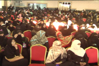 الہ آباد ہائی کورٹ اور مدراس ہائی کورٹ کے شرعی امور سے متعلق حالیہ فیصلوں کو مسلم خواتین نے قبول کرنے سے یکسر انکار کر دیا ہے ۔ گلبرگہ میں منعقدہ تحفظ شریعت کانفرنس میں مسلم خواتین نے دو ٹوک انداز میں کہا کہ اسلام نے خواتین کو جو سماجی تحفظ دیا ہے،اس سے وہ پوری طرح مطمئن ہیں۔ انہیں مزید کسی عدالت یا حکومت سے کسی طرح کا تحفظ نہیں چاہئے۔ الہ آباد ہائی کورٹ اور مدراس ہائی کورٹ کے شرعی امور سے متعلق حالیہ فیصلوں کو مسلم خواتین نے قبول کرنے سے یکسر انکار کر دیا ہے ۔ گلبرگہ میں منعقدہ تحفظ شریعت کانفرنس میں مسلم خواتین نے دو ٹوک انداز میں کہا کہ اسلام نے خواتین کو جو سماجی تحفظ دیا ہے،اس سے وہ پوری طرح مطمئن ہیں۔ انہیں مزید کسی عدالت یا حکومت سے کسی طرح کا تحفظ نہیں چاہئے۔