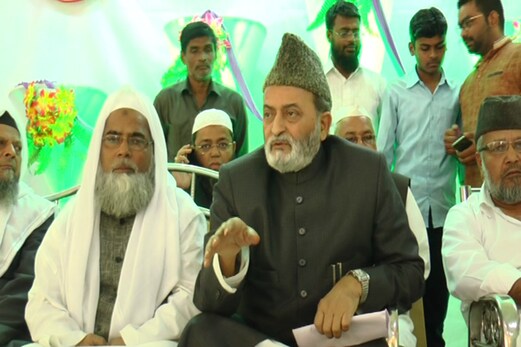 ننانوے فیصد مسلم خواتین شریعت کی پاسداری کے حق میں، قانون شریعت میں تبدیلی ناممکن : ظفر یاب جیلانی ننانوے فیصد مسلم خواتین شریعت کی پاسداری کے حق میں، قانون شریعت میں تبدیلی ناممکن : ظفر یاب جیلانی