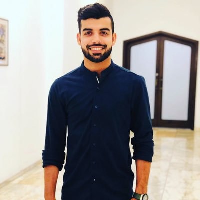 شاداب خان کا اب لندن کے ایک مشہور ڈاکٹر علاج کررہے ہیں ۔ بتایا جارہا ہے کہ ان کو تین ماہ تک دوائیں لینی پڑیں گی ۔ ( فوٹو : شاداب خان ٹویٹر ) ۔ شاداب خان کا اب لندن کے ایک مشہور ڈاکٹر علاج کررہے ہیں ۔ بتایا جارہا ہے کہ ان کو تین ماہ تک دوائیں لینی پڑیں گی ۔ ( فوٹو : شاداب خان ٹویٹر ) ۔