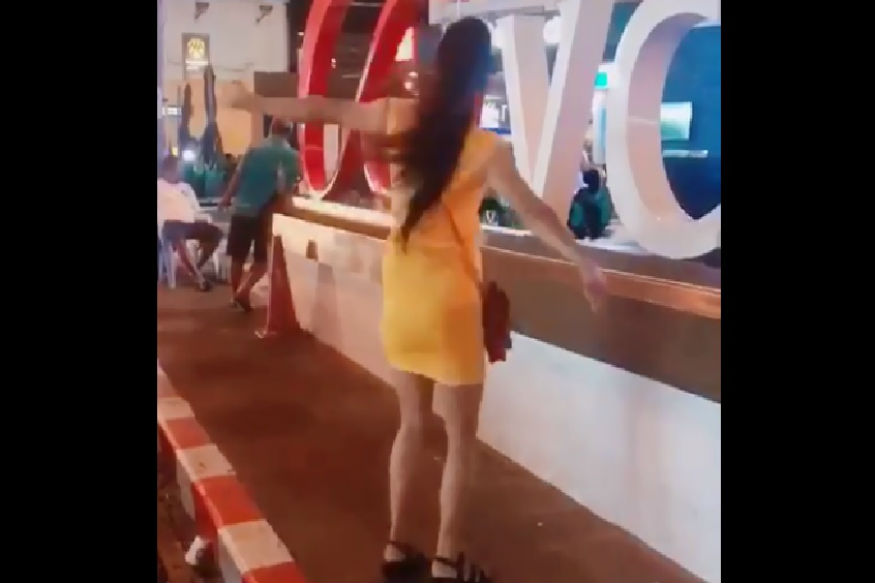 ٹک ٹاک سے آئے ان کے کئی ویڈیو بھی اب سوشل میڈیا کے دیگر پلیٹ فارموں پر وائرل ہورہے ہیں ۔ زیادہ تر ویڈیو میں وہ ڈانس کرتی نظر آرہی ہیں۔ ٹک ٹاک سے آئے ان کے کئی ویڈیو بھی اب سوشل میڈیا کے دیگر پلیٹ فارموں پر وائرل ہورہے ہیں ۔ زیادہ تر ویڈیو میں وہ ڈانس کرتی نظر آرہی ہیں۔