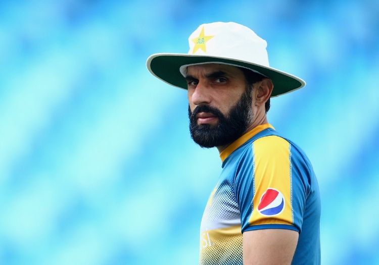 انڈیا ٹوڈے سلام کرکٹ پروگرام میں بولتے ہوئے ہربھجن نے پاکستان کے سابق کپتان مصباح الحق کے سامنے کہا کہ پاکستان کے پاس ہندوستان کو ہرانے کی صلاحیت نہیں ہے کیونکہ وراٹ کوہلی کی قیادت والی ٹیم کے پاس کئی میچ ونرکھلاڑی ہیں ۔ فوٹو : پی سی بی ۔ انڈیا ٹوڈے سلام کرکٹ پروگرام میں بولتے ہوئے ہربھجن نے پاکستان کے سابق کپتان مصباح الحق کے سامنے کہا کہ پاکستان کے پاس ہندوستان کو ہرانے کی صلاحیت نہیں ہے کیونکہ وراٹ کوہلی کی قیادت والی ٹیم کے پاس کئی میچ ونرکھلاڑی ہیں ۔ فوٹو : پی سی بی ۔