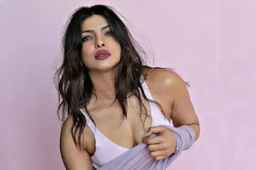 شوہر نک جونس کے ساتھ کچھ اس طرح کے کپڑوں میں نظر آئیں پرینکا چوپڑا، ہو گئیں ٹرول شوہر نک جونس کے ساتھ کچھ اس طرح کے کپڑوں میں نظر آئیں پرینکا چوپڑا، ہو گئیں ٹرول