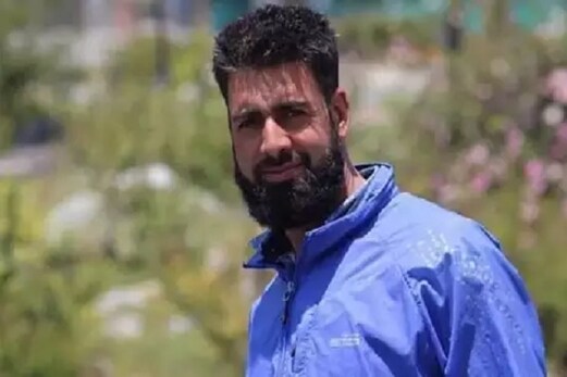 جموں وکشمیر: روف احمد ڈارنے پیش کی رمضان میں کشمیریت اورانسانیت کی مثال، ندی میں ڈوب رہے پانچ لوگوں کی بچائی زندگی جموں وکشمیر: روف احمد ڈارنے پیش کی رمضان میں کشمیریت اورانسانیت کی مثال، ندی میں ڈوب رہے پانچ لوگوں کی بچائی زندگی