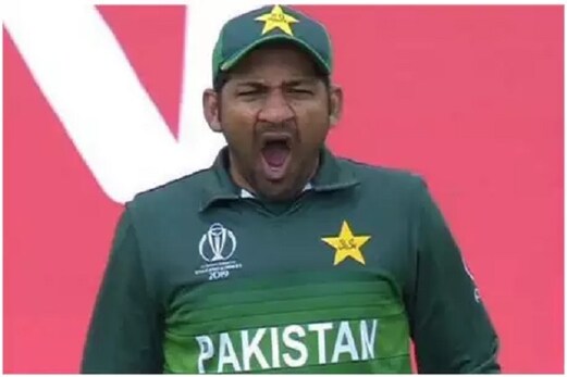 پاکستان لوٹتے ہی سرفرازاحمد کی گرفتاری کا مطالبہ، کیس ہوا درج پاکستان لوٹتے ہی سرفرازاحمد کی گرفتاری کا مطالبہ، کیس ہوا درج