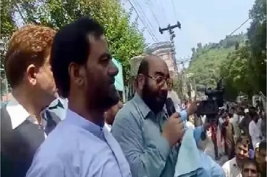 پاک مقبوضہ کشمیر میں ایک ہو رہی ہیں دہشت گرد تنظیمیں، کشمیر میں 'جہاد' کی دے رہے دھمکی پاک مقبوضہ کشمیر میں ایک ہو رہی ہیں دہشت گرد تنظیمیں، کشمیر میں 'جہاد' کی دے رہے دھمکی