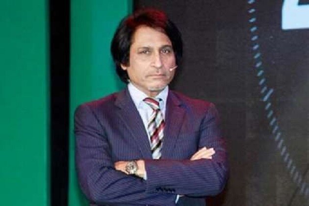 پاکستان کے سابق کپتان رمیز راجہ نےکہا کہ انہیں پاکستان کرکٹ میں کسی عہدے کو پانے کی کوئی لالچ نہیں ہے، اس لئے وہ کرکٹ کے معاملوں میں کھل کر اپنی بات رکھ سکتے ہیں۔ فائل فوٹو