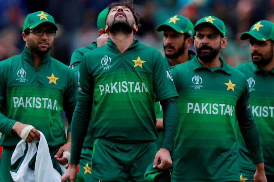 عالمی کپ 2019 ختم ہونے کے بعد ہی پاکستانی کوچ سمیت پورے اسٹاف کی مدت کارختم ہوگئی تھی۔