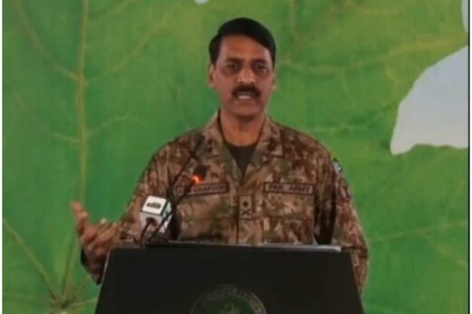 کشمیر پر بوکھلاہٹ: پاکستانی فوج نے نہیں مانی عمران خان کی بات، کہا۔ پہلے بھی کر سکتے ہیں نیوکلیائی حملہ کشمیر پر بوکھلاہٹ: پاکستانی فوج نے نہیں مانی عمران خان کی بات، کہا۔ پہلے بھی کر سکتے ہیں نیوکلیائی حملہ