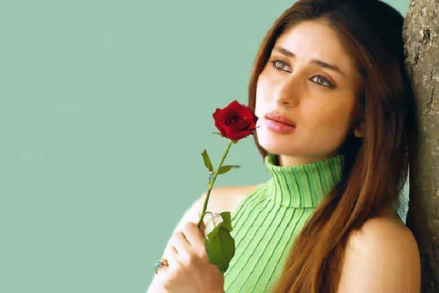  کرینہ کپور باہر کا کھانا کھانے کی بجائے گھر پر ہی بنا کھانا پسند کرتی ہیں۔