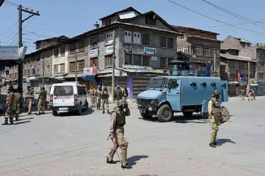 بڑی خبر: جموں کے بعد اب کشمیر کے رہنماؤں کو رہا کرے گی حکومت بڑی خبر: جموں کے بعد اب کشمیر کے رہنماؤں کو رہا کرے گی حکومت