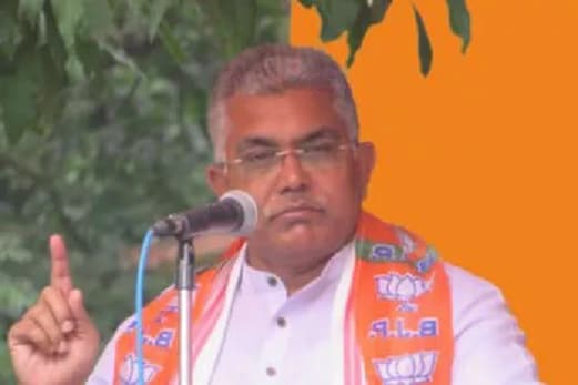 بنگال بی جے پی صدر کا عجیب وغریب بیان، کہا۔ گائے کیوں؟ کتے کا گوشت کھاؤ، آپ کو کون روک رہا ہے؟ بنگال بی جے پی صدر کا عجیب وغریب بیان، کہا۔ گائے کیوں؟ کتے کا گوشت کھاؤ، آپ کو کون روک رہا ہے؟
