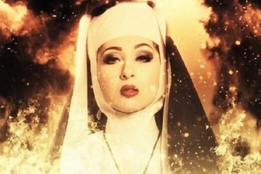 ایسا کیا ہوا کہ عیسائی سنیاسن بن گئی پورن اسٹار ایسا کیا ہوا کہ عیسائی سنیاسن بن گئی پورن اسٹار