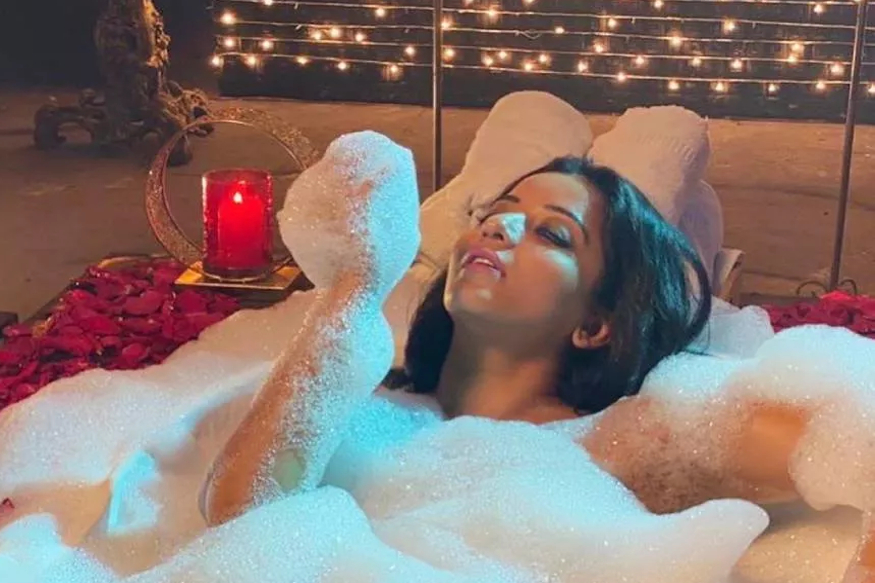  اداکارہ مونالیسا ۔ تصویر : انسٹاگرام ۔