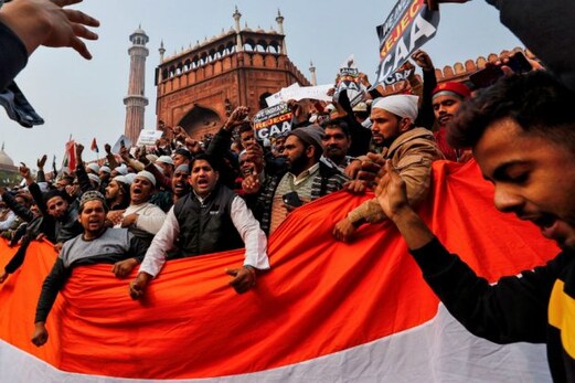 سی اےاے احتجاج : ترنگا،عدم تشدد اور جن گن من کے ساتھ مسلمانوں نے اپنی ہندوستانی شناخت کوبہترین انداز میں کیا پیش سی اےاے احتجاج : ترنگا،عدم تشدد اور جن گن من کے ساتھ مسلمانوں نے اپنی ہندوستانی شناخت کوبہترین انداز میں کیا پیش