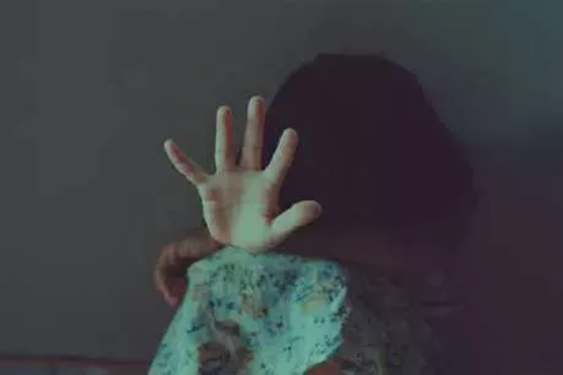 ملک میں ریپسٹ کا شکار ہونے والی متاثرہ کی عمر 6 سال سے لیکر 60 سال تک ہے۔ درج معاملوں میں سب سے زیادہ شکار 18 سے 30 سال کی عمر والی خواتین بنیں۔ ملک میں ریپسٹ کا شکار ہونے والی متاثرہ کی عمر 6 سال سے لیکر 60 سال تک ہے۔ درج معاملوں میں سب سے زیادہ شکار 18 سے 30 سال کی عمر والی خواتین بنیں۔