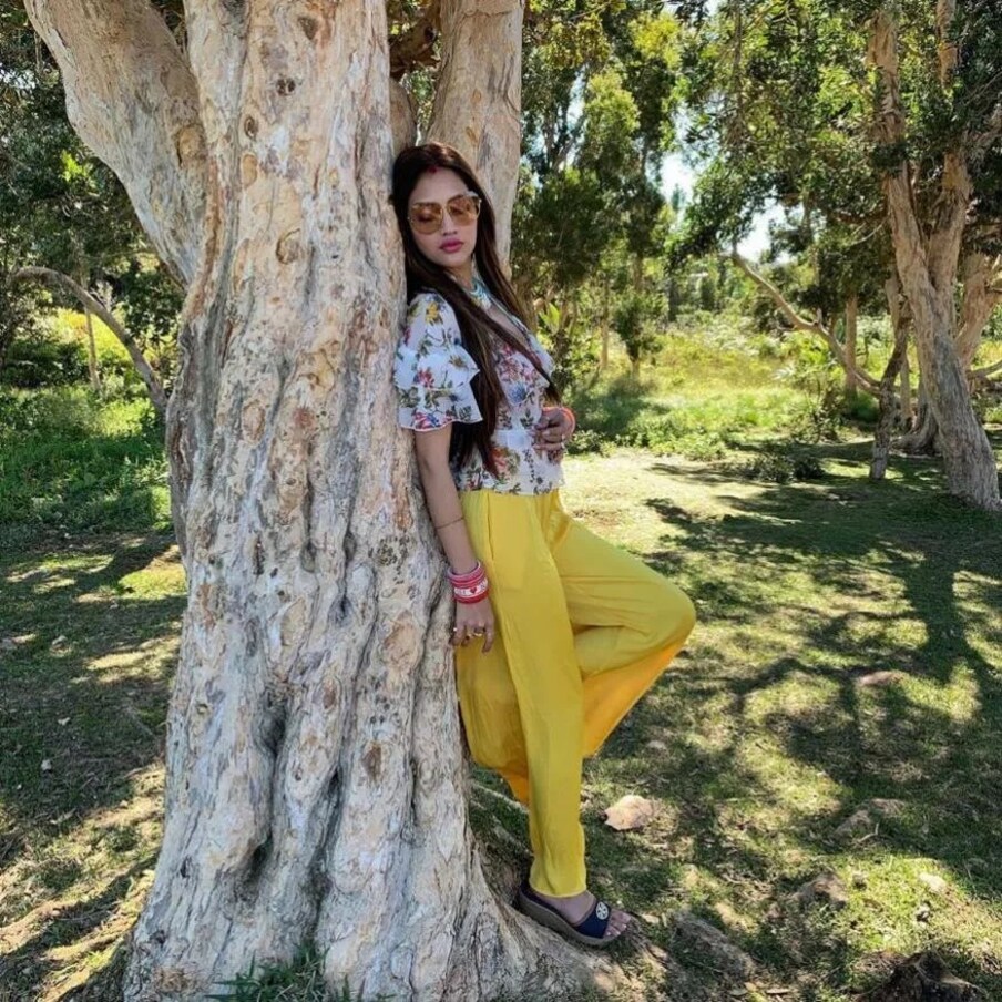  (فوٹو: نصرت جہاں / انسٹاگرام)